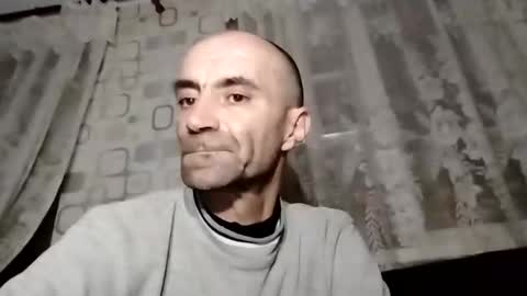 xploid1982 online show from November 13, 2025, 1:15 am