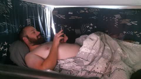 Snapshot of xredchestedx chatting on January 2, 2025, 6:45 pm Red online show from January 2, 2025, 6:45 pm