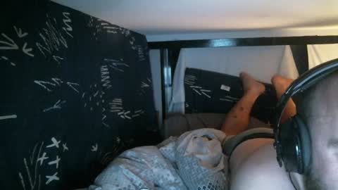 Snapshot of xredchestedx chatting on January 9, 2025, 9:06 am Red online show from January 9, 2025, 9:06 am