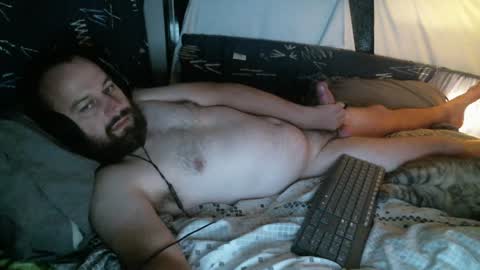 Snapshot of xredchestedx chatting on January 17, 2025, 10:22 am Red online show from January 17, 2025, 10:22 am