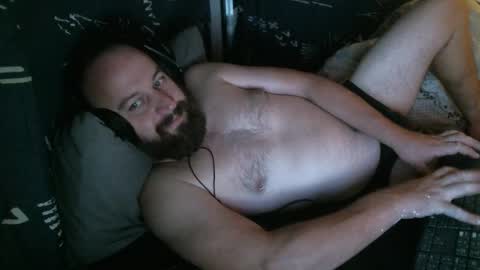 Snapshot of xredchestedx chatting on March 10, 2025, 7:10 am Red online show from March 10, 2025, 7:10 am