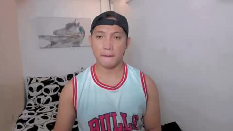 xsebastian19 online show from July 28, 2026, 7:04 am