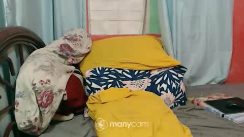 lovely online show from February 25, 2026, 12:31 am