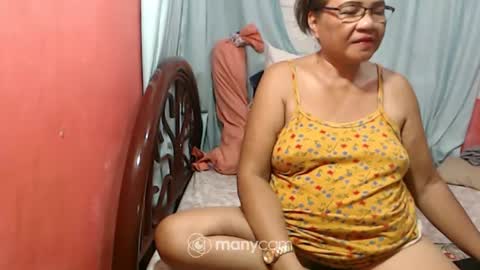 Snapshot of xsexylovelytitsx chatting on July 20, 2026, 6:06 am lovely online show from July 20, 2026, 6:06 am
