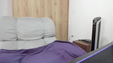 Hellen Sofia instagram hellen5546 online show from March 3, 2026, 8:04 pm