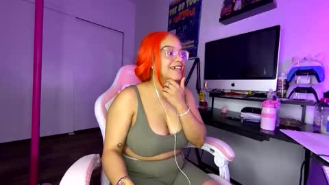 xStarGazingx online show from March 16, 2026, 5:13 am