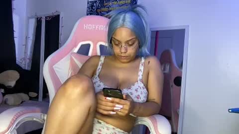 xStarGazingx online show from July 3, 2026, 7:59 am