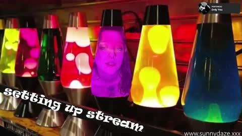 Snapshot of xsunsub chatting on February 3, 2026, 11:54 pm Sunny Daze online show from February 3, 2026, 11:54 pm