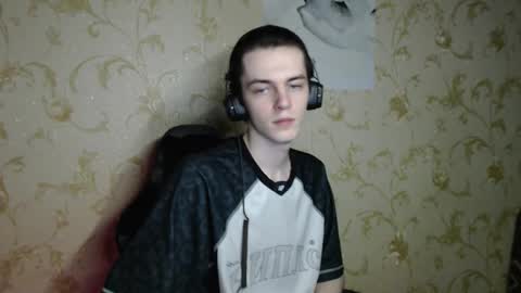 Snapshot of xtraqqq chatting on March 6, 2026, 9:22 pm traqqq online show from March 6, 2026, 9:22 pm