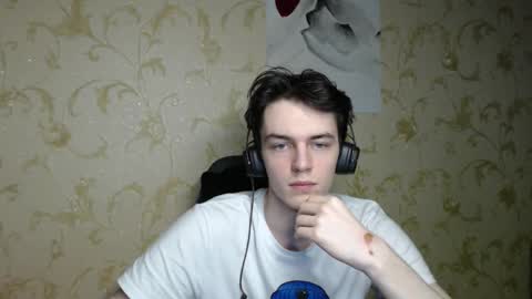 Snapshot of xtraqqq chatting on March 17, 2026, 3:48 pm traqqq online show from March 17, 2026, 3:48 pm