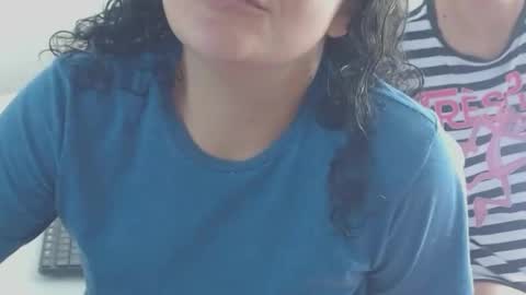 Gabriela and Camila online show from January 6, 2025, 3:08 pm