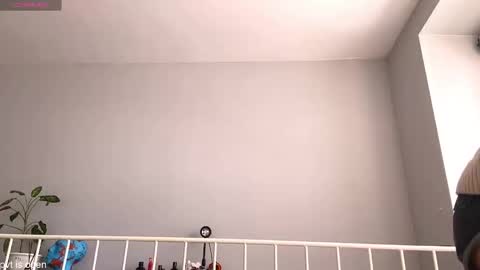 Lily online show from February 24, 2026, 8:45 am