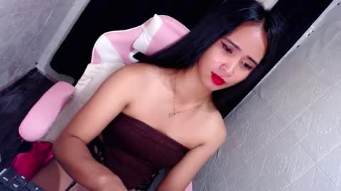 Snapshot of xxalthealicousxx chatting on October 17, 2025, 5:59 pm althea online show from October 17, 2025, 5:59 pm