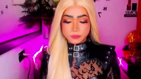 xxasian_goddessxx online show from March 19, 2026, 5:55 am