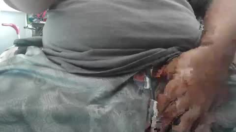 xxdadbod4ladiesxx online show from March 3, 2026, 6:03 pm