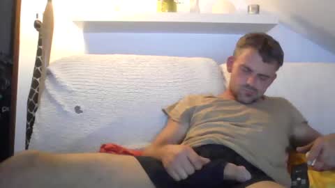 Snapshot of xxdirty_slut_boyxx chatting on September 9, 2025, 9:25 pm xxdirty_slut_boyxx online show from September 9, 2025, 9:25 pm