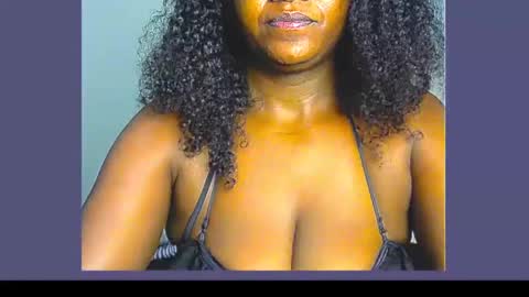 Snapshot of xxfleurlove chatting on December 2, 2024, 3:37 am xxfleurlove online show from December 2, 2024, 3:37 am