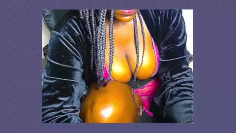 Snapshot of xxfleurlove chatting on January 4, 2025, 6:30 am xxfleurlove online show from January 4, 2025, 6:30 am