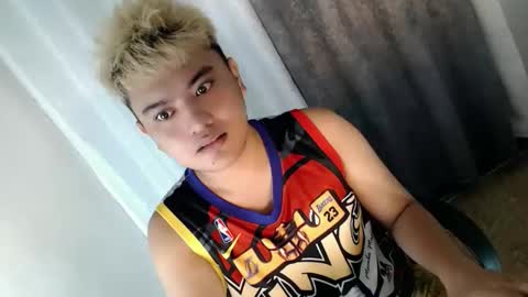 Loyd online show from February 8, 2026, 6:33 pm