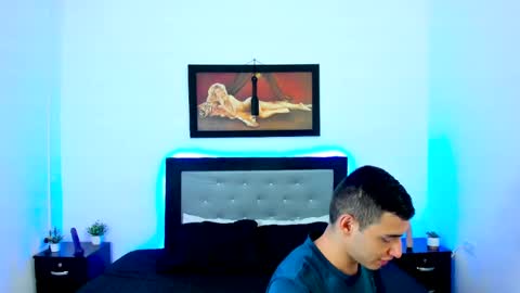 Snapshot of xxhoty0ung_boysxx chatting on March 8, 2025, 2:51 pm David and Mike online show from March 8, 2025, 2:51 pm