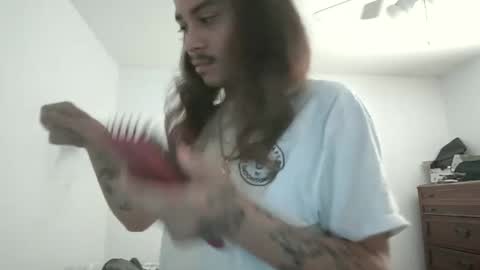 Snapshot of xxjasoneecxx chatting on January 20, 2025, 10:40 am XxJasoneecxX online show from January 20, 2025, 10:40 am