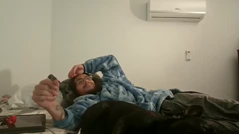 Snapshot of xxjasoneecxx chatting on January 21, 2025, 4:21 am XxJasoneecxX online show from January 21, 2025, 4:21 am