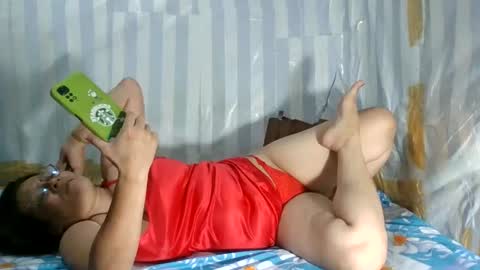 Snapshot of xxlenepinayxx chatting on January 9, 2025, 2:40 pm xxlenepinayxx online show from January 9, 2025, 2:40 pm