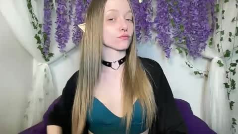 Snapshot of xxloveanastasia chatting on March 25, 2026, 3:40 pm LoveAnastasia online show from March 25, 2026, 3:40 pm
