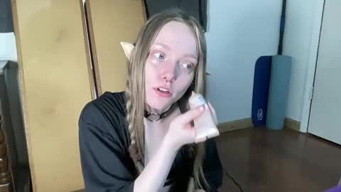 Snapshot of xxloveanastasia chatting on April 24, 2026, 3:47 pm LoveAnastasia online show from April 24, 2026, 3:47 pm