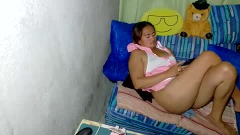 xxloveheart online show from March 8, 2026, 2:04 am