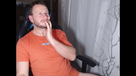 Snapshot of xxmettexx chatting on December 1, 2024, 10:21 pm xxmettexx online show from December 1, 2024, 10:21 pm