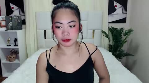 JUST CALL ME TINE online show from February 9, 2026, 9:19 pm