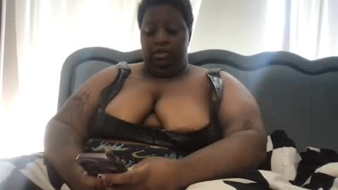Snapshot of xxmoniquestarrxx chatting on May 4, 2026, 4:03 pm Thee Baddest BBW online show from May 4, 2026, 4:03 pm