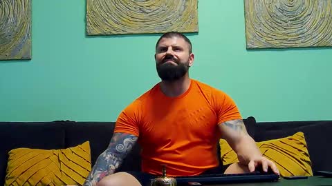 Xtream Leonard online show from November 29, 2025, 7:39 pm