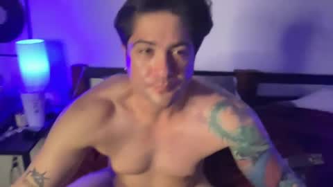 Snapshot of xxtremeinsertions chatting on March 5, 2025, 11:28 am xxtremeinsertions online show from March 5, 2025, 11:28 am