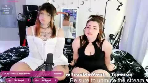 Muse n Poppy online show from March 2, 2026, 10:05 pm