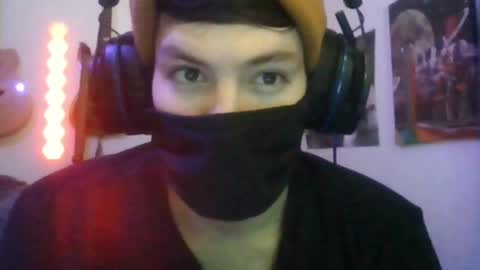 Snapshot of xxwhitefoxx chatting on September 21, 2025, 6:26 am David Fox online show from September 21, 2025, 6:26 am