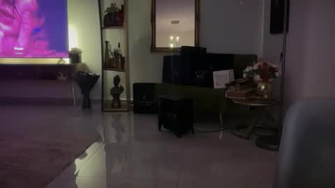 Snapshot of xxwildmaexx chatting on April 15, 2026, 3:24 am Mia and shawn online show from April 15, 2026, 3:24 am