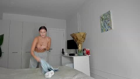 Snapshot of xxx_leila chatting on November 2, 2025, 10:17 am xxx_leila online show from November 2, 2025, 10:17 am