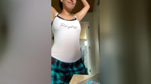 Snapshot of xxxbellalola chatting on June 30, 2026, 1:23 pm Lola online show from June 30, 2026, 1:23 pm