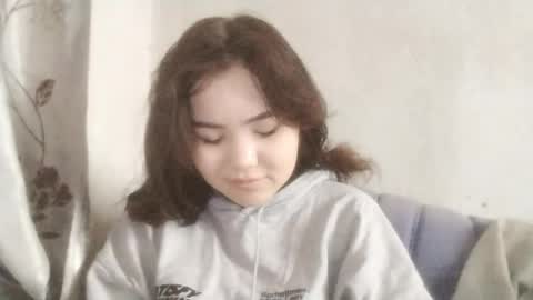 xxxcutekittyx online show from May 17, 2026, 9:49 am