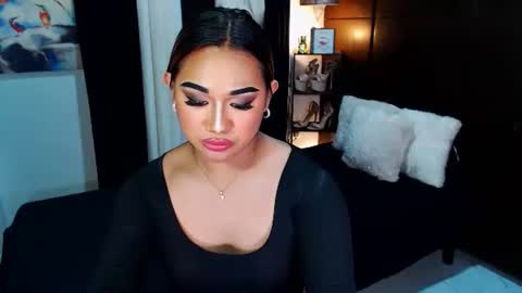 OLIVIA online show from December 12, 2024, 9:37 pm