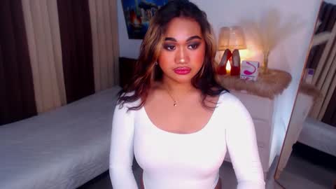 OLIVIA online show from December 28, 2024, 2:21 pm