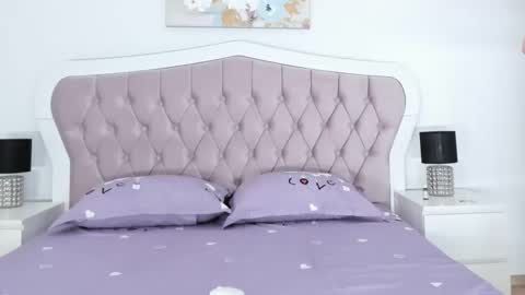 Elvira online show from February 16, 2026, 6:31 am