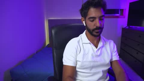 Snapshot of xxxhabibi chatting on October 14, 2025, 3:24 pm xxxhabibi online show from October 14, 2025, 3:24 pm