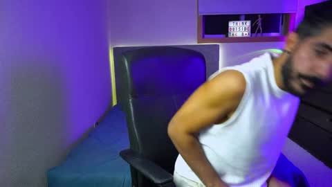 Snapshot of xxxhabibi chatting on October 23, 2025, 7:01 pm xxxhabibi online show from October 23, 2025, 7:01 pm