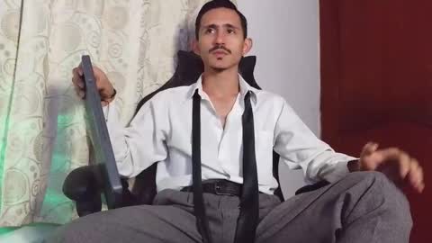Snapshot of xxxhome_alonexxx chatting on June 9, 2026, 7:36 pm Kev online show from June 9, 2026, 7:36 pm