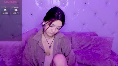 foxy online show from February 8, 2026, 9:34 am