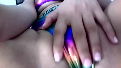 Snapshot of xxxvibesxo chatting on February 27, 2025, 5:02 am Lil Luna online show from February 27, 2025, 5:02 am