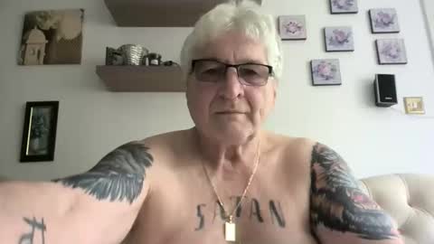 xxxxpeter55 online show from June 1, 2026, 12:51 pm